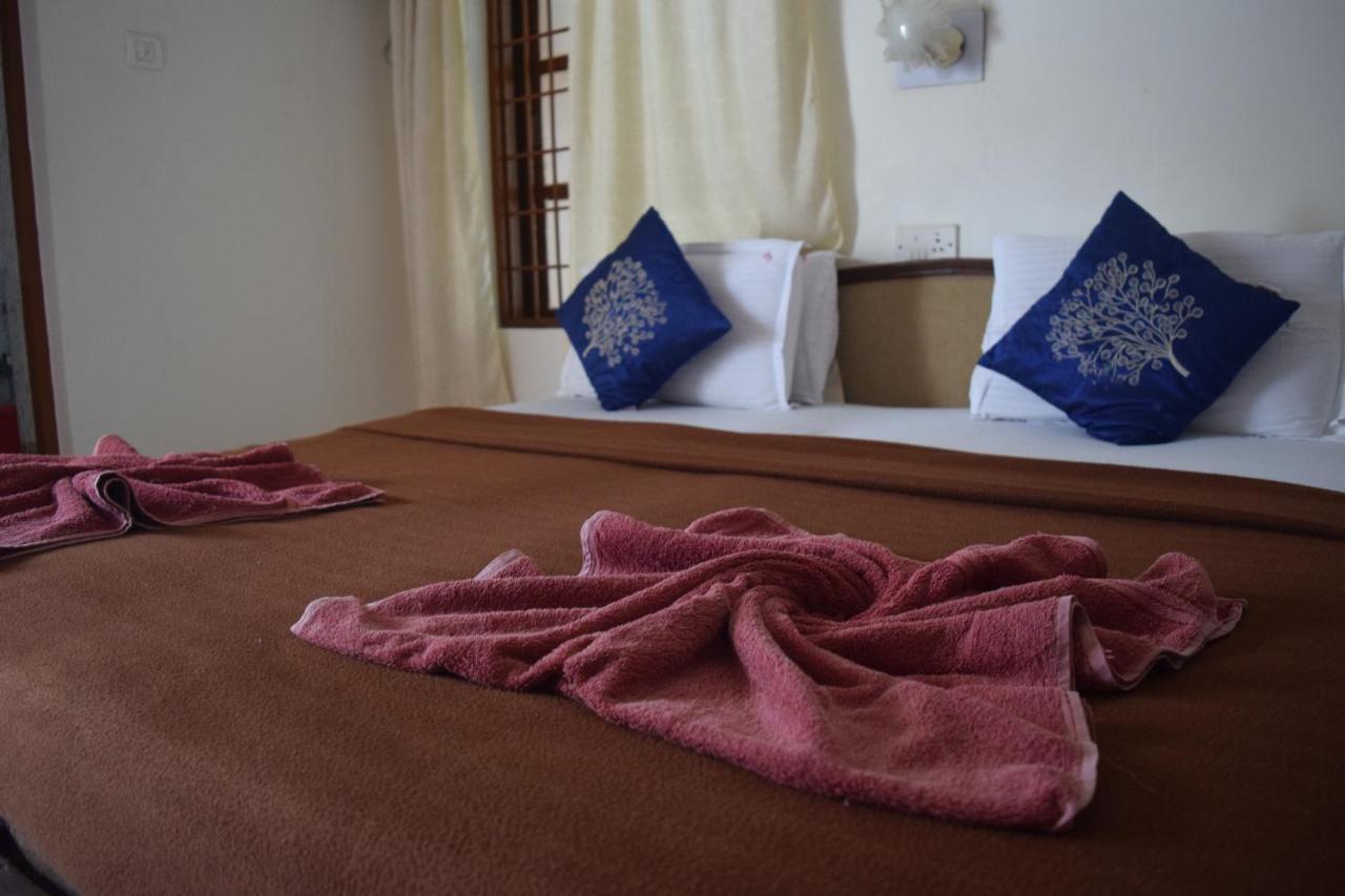 Bribon Guest House 卡兰古特 外观 照片